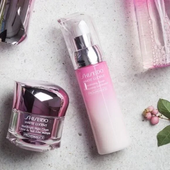 Shiseido White Lucent Luminizing Surge - Picture 9 of 10